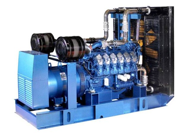 青岛康明斯30kw小型柴油二手发电机组 青岛康明斯30kw小型柴油二手发电机组